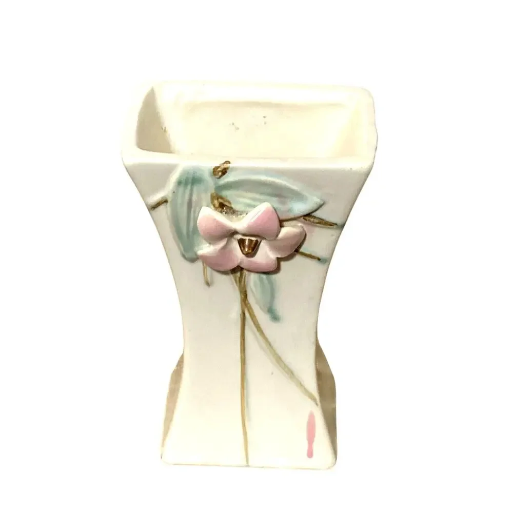 Vintage 1946 McCoy Blossomtime Vase 6.25